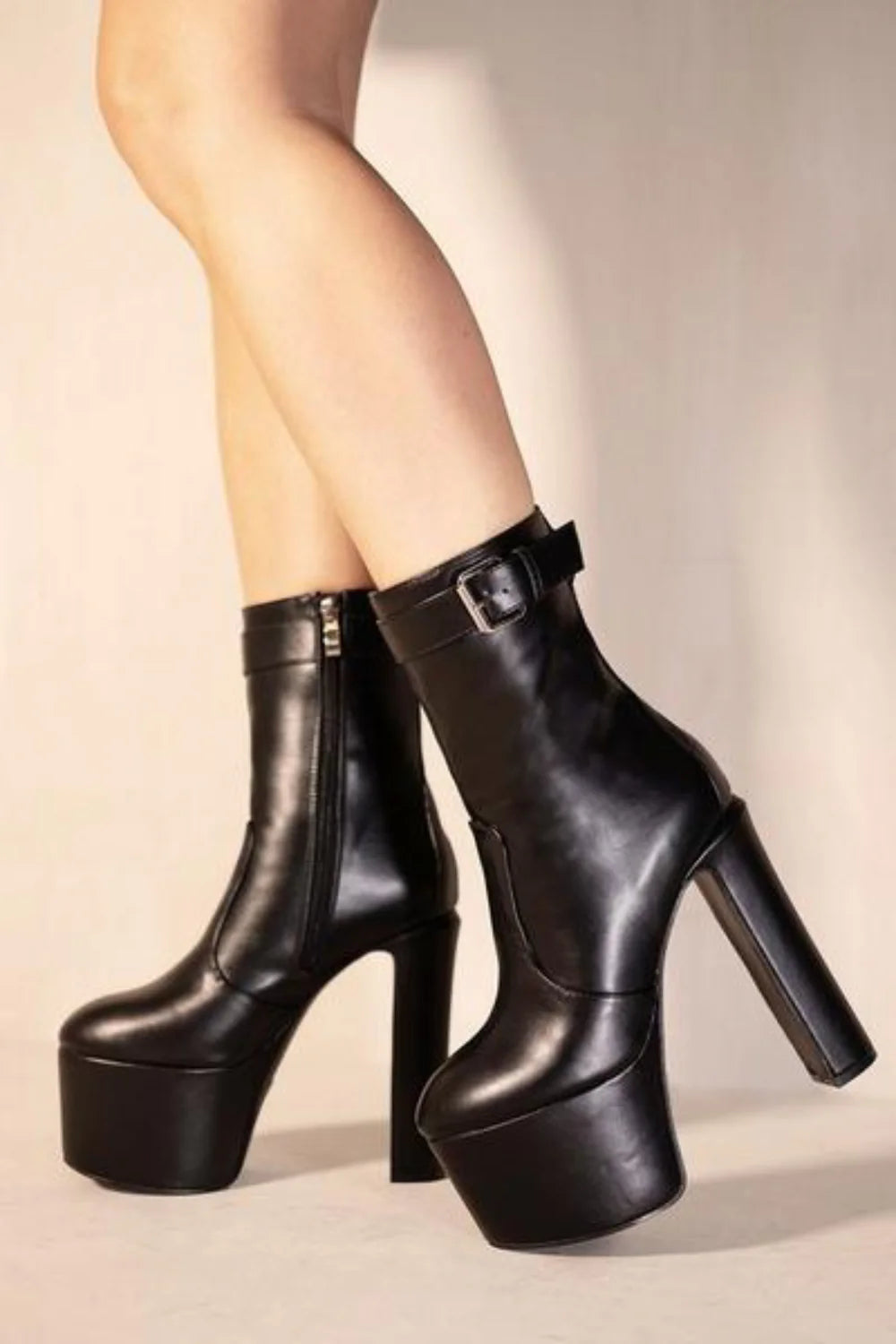 Platform Black boots