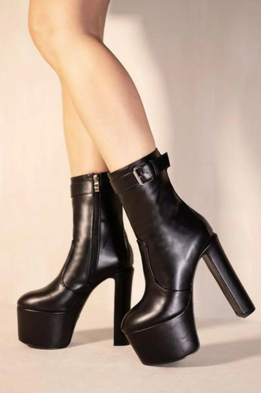 Platform Black boots